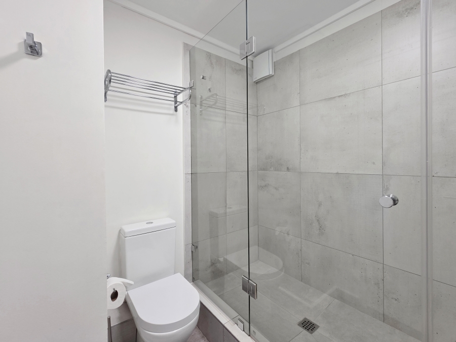 2 Bedroom Property for Sale in Zonnebloem Western Cape